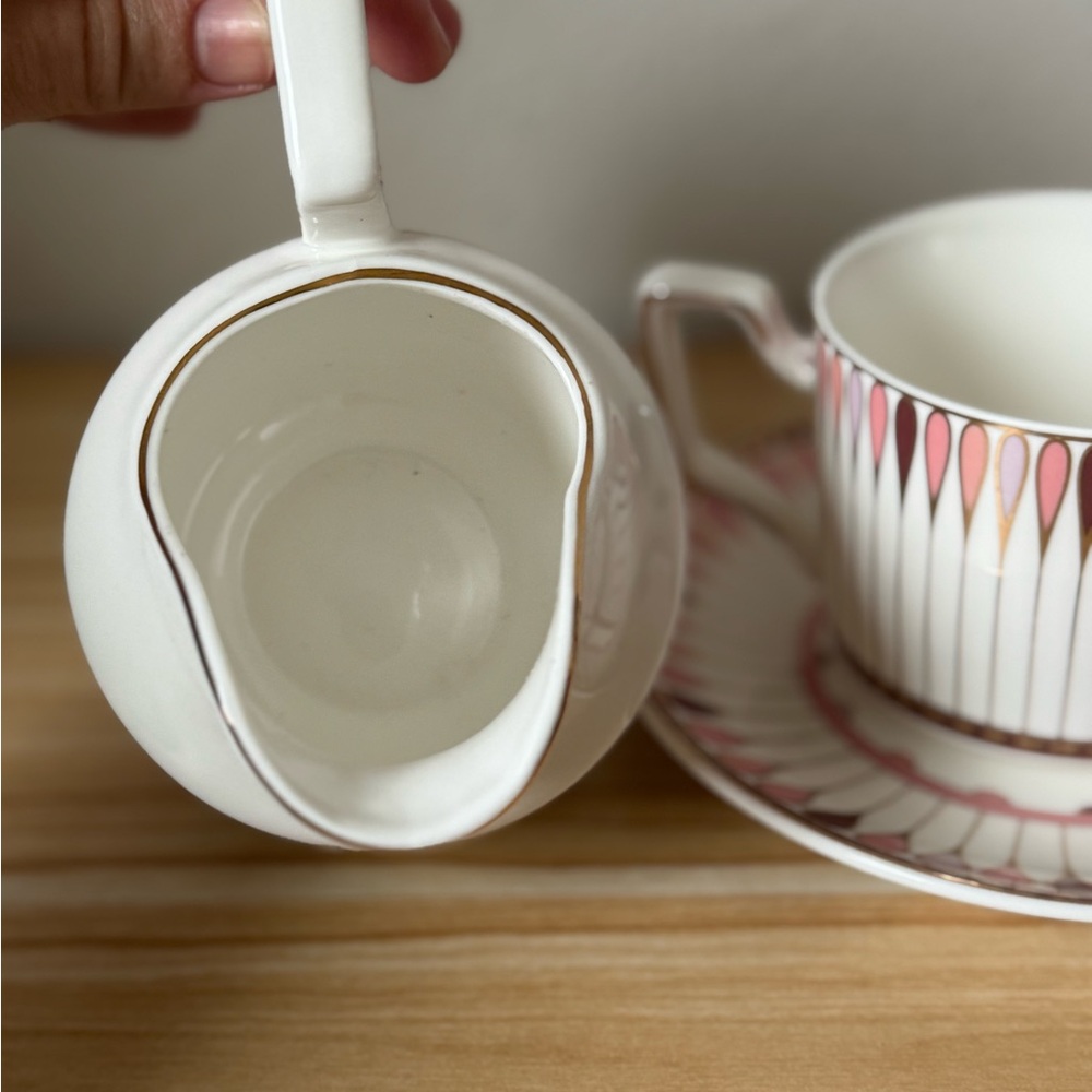 Grace teawear - taupe mauve blush teardrop design tea cup saucer and creamer - Picture 6 of 7